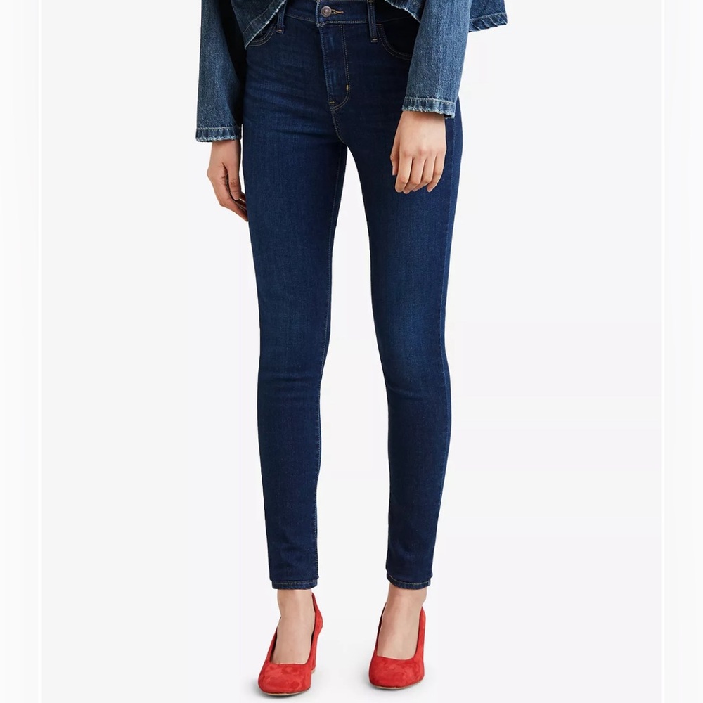 Levi’s 720 high rise super skinny jeans